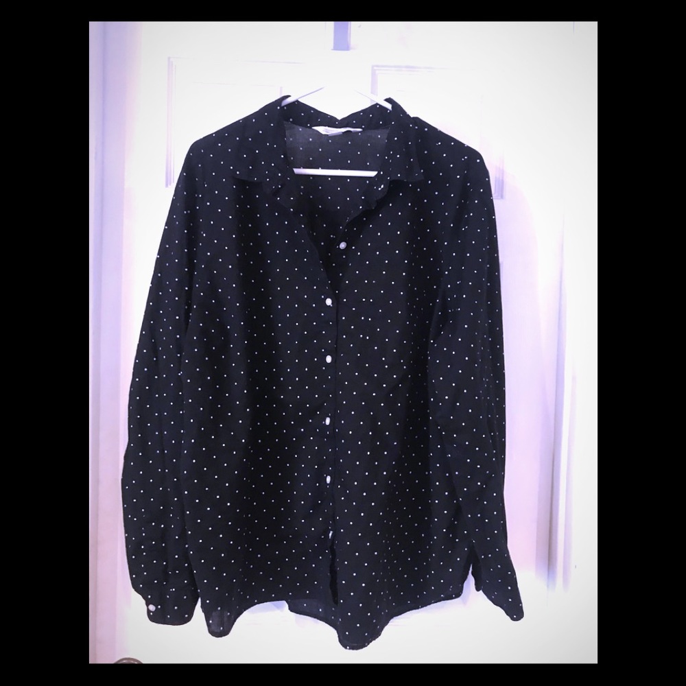 Polka dot button up!